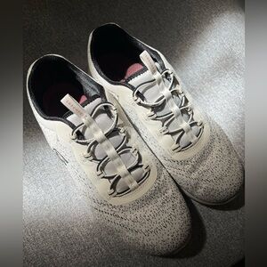 Skechers Vapor Foam Lite Revolve Slip on Sneakers, Women’s size 10